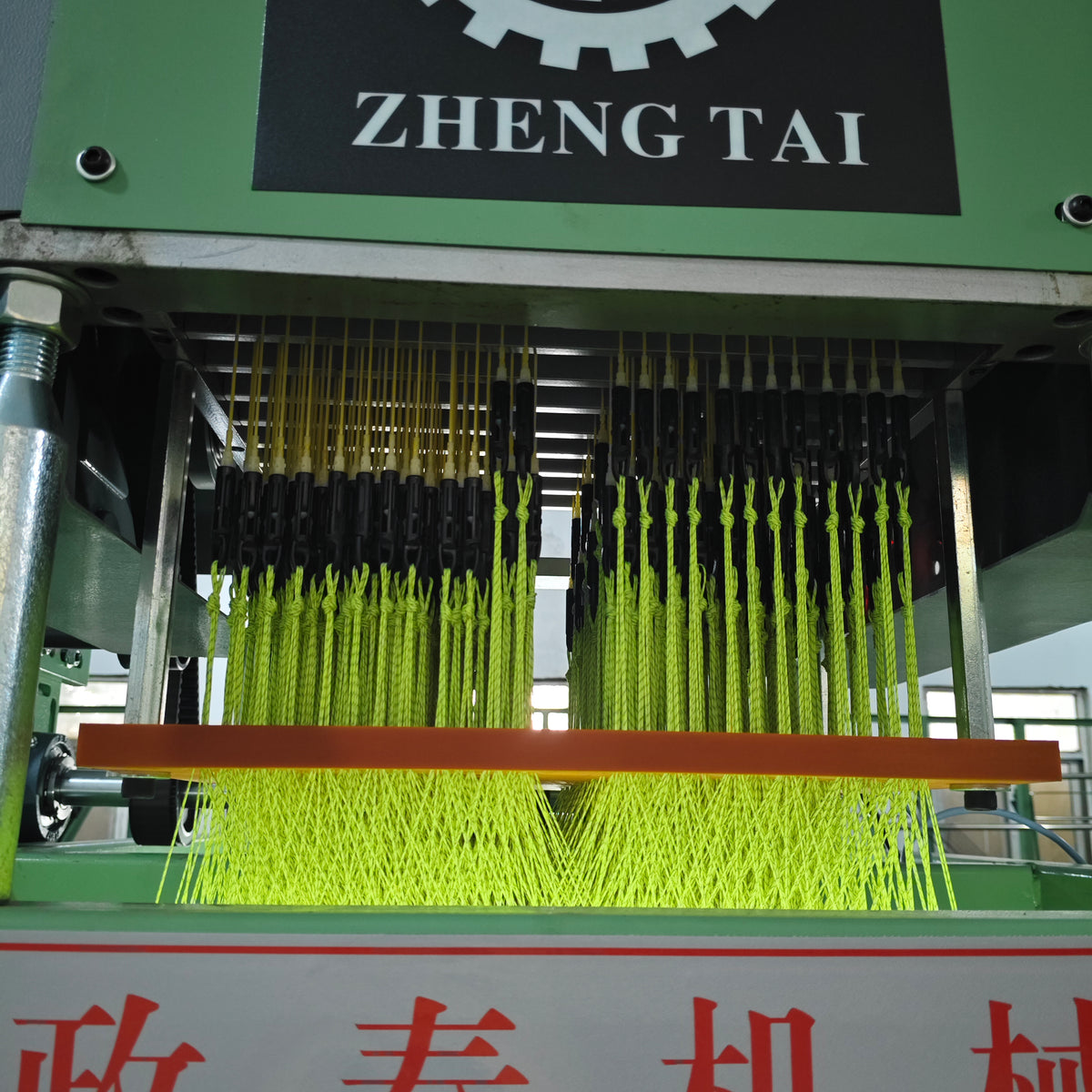 Zhengtai High Speed Jacquard Webbing Machine Automatic Logo Webbing Machine Industrial Jacquard Loom